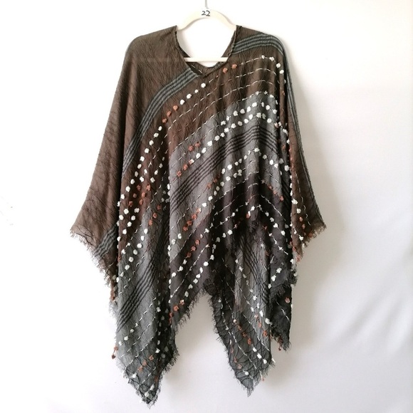 Demdaco Puff Textured Poncho - Picture 2 of 8